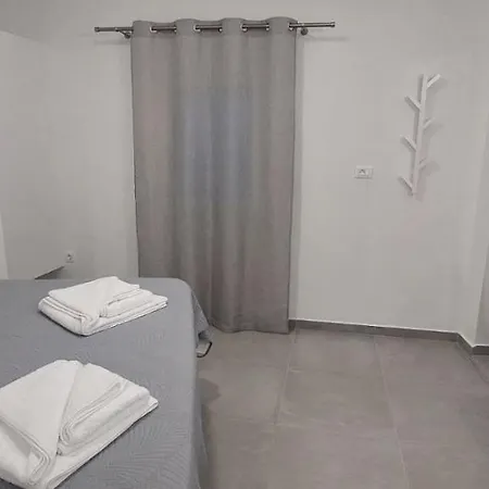 V&n Santorini Tatil Evi