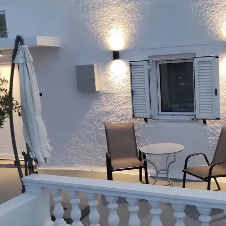 V&n Santorini * Fíra