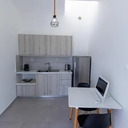 Tatil Evi V&n Santorini *