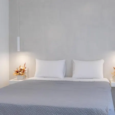 Tatil Evi V&n Santorini *