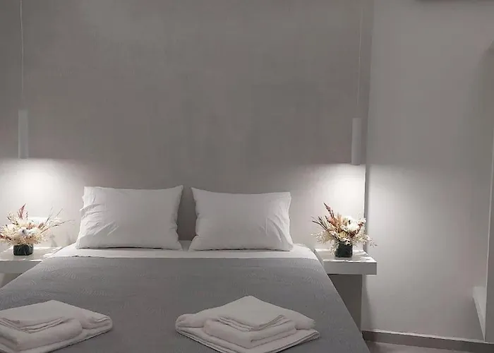 V&n Santorini Casa de Férias Fira (Santorini)